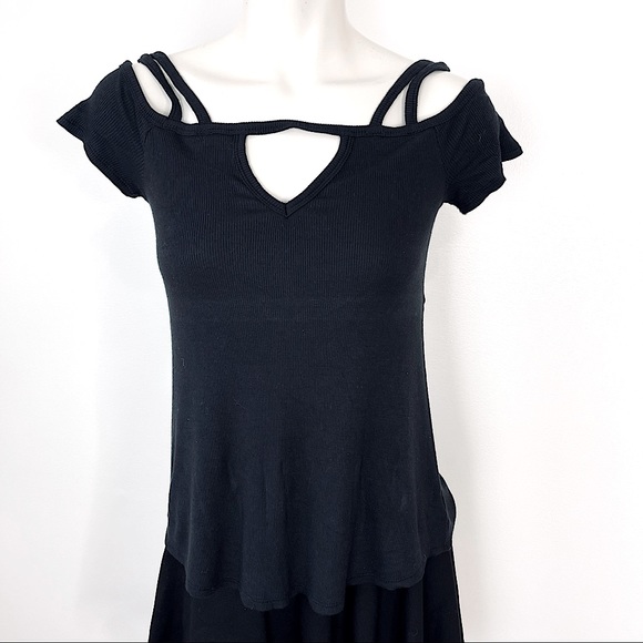 American Eagle Outfitters Tops - AMERICAN EAGLE OUTFITTERS Soft & Sexy ribbed off the shoulder tank top BLACK M
